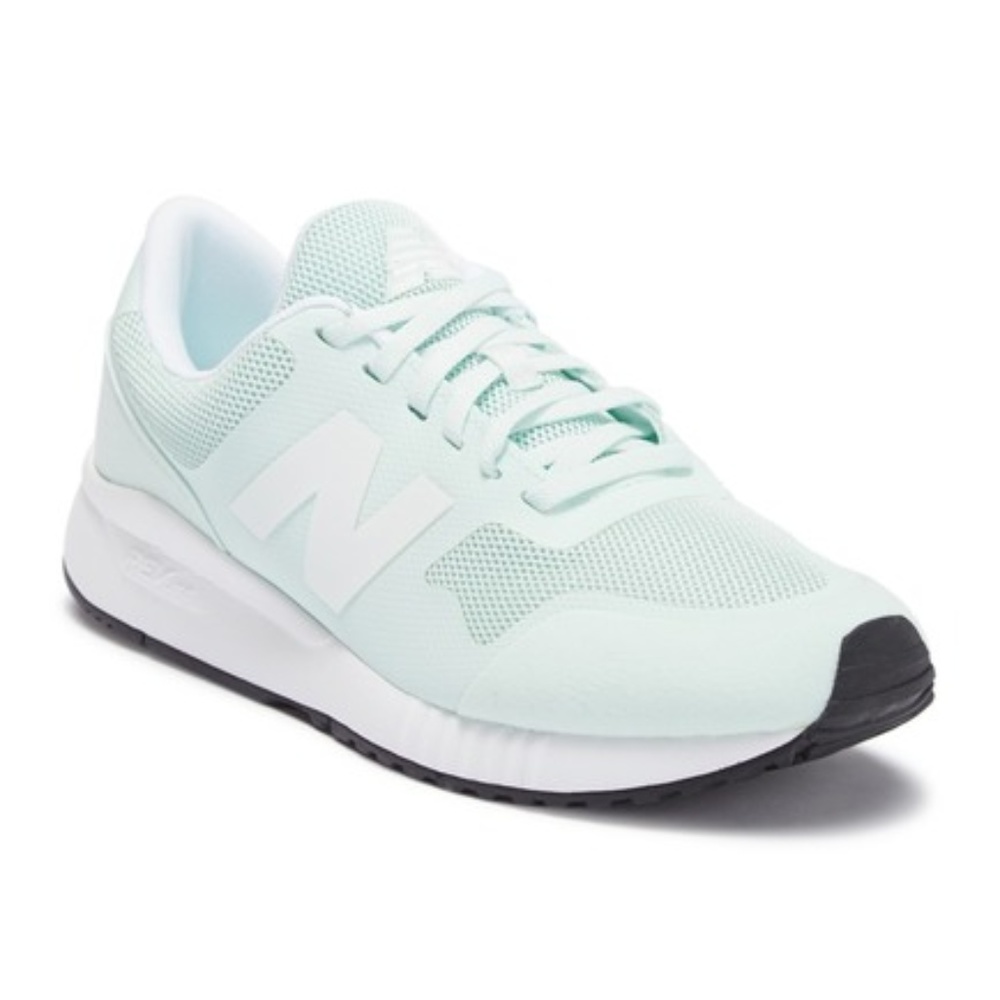 New Balance 005 Modern Classic Sneaker in Aqua